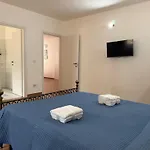 Casa Lydia * Ламеция-Терме