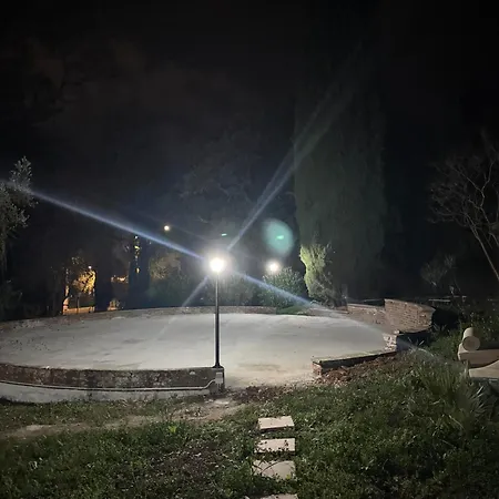 Casa Lydia 住宿加早餐酒店 拉默齐亚泰尔默