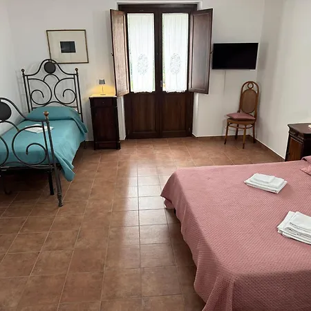 Casa Lydia לינה וארוחת בוקר *