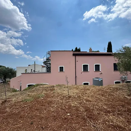 Casa Lydia
