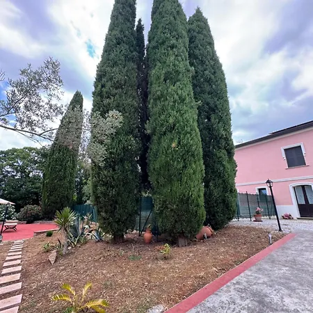 Casa Lydia Panzió *